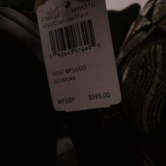 COACH authentic leather knapsack - Picture 3 of 8